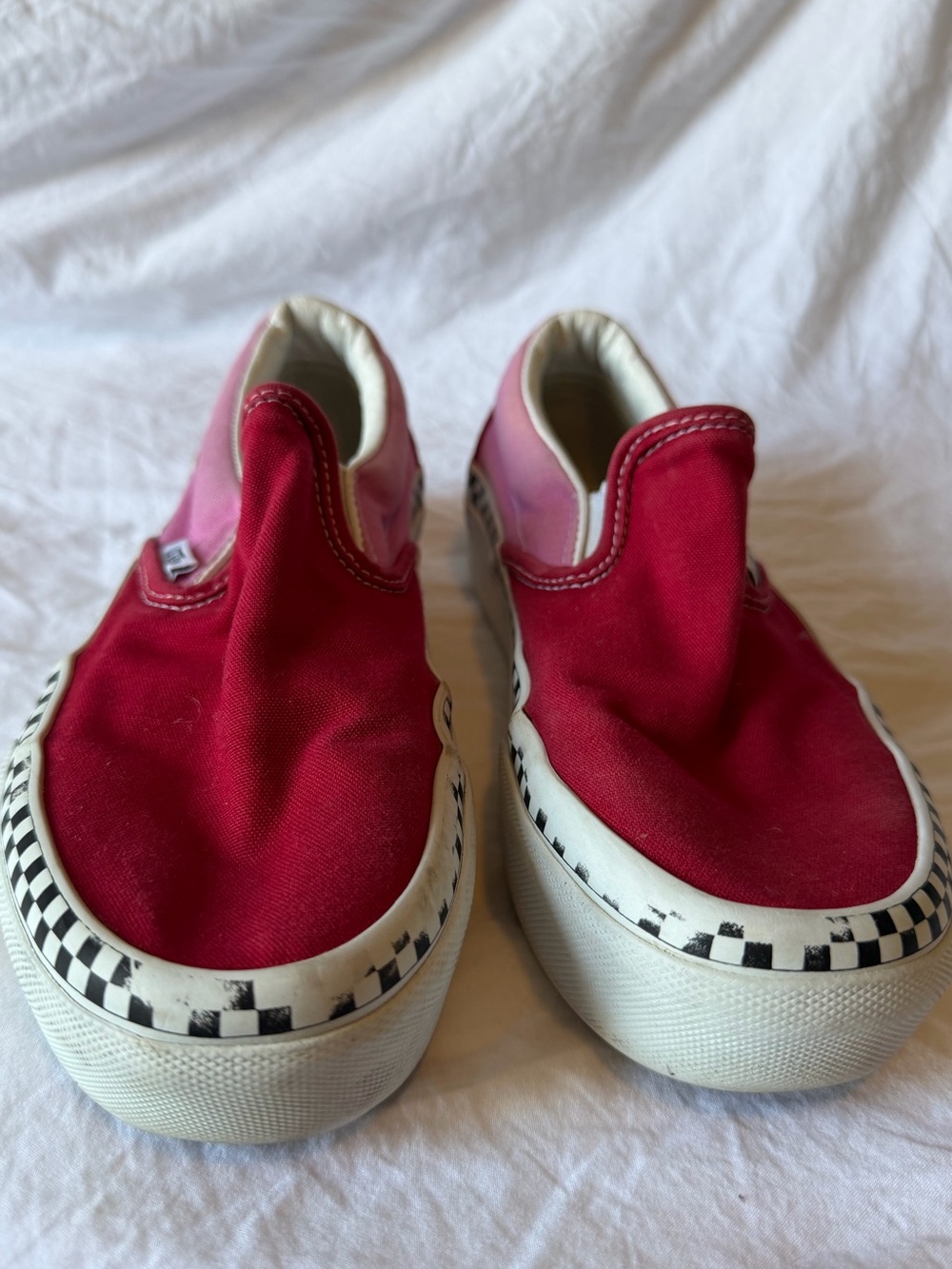 Women’s Slip-On Canvas Shoes in Red and Pink - Checker Trim